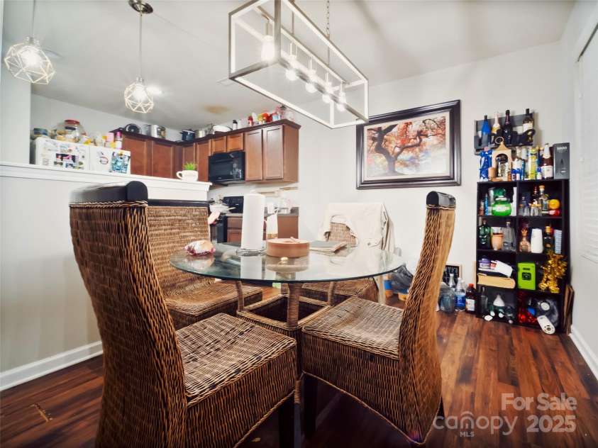 6331 Ganso Lane, Charlotte, NC 28214.  MLS# CAR4286111, YatesRealty ID 31291. Dining