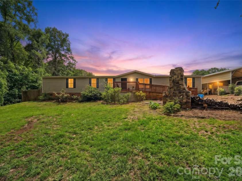 5177 Valleymere Road, Rock Hill, SC 29732.  MLS# CAR4386686, YatesRealty ID 31293. 
