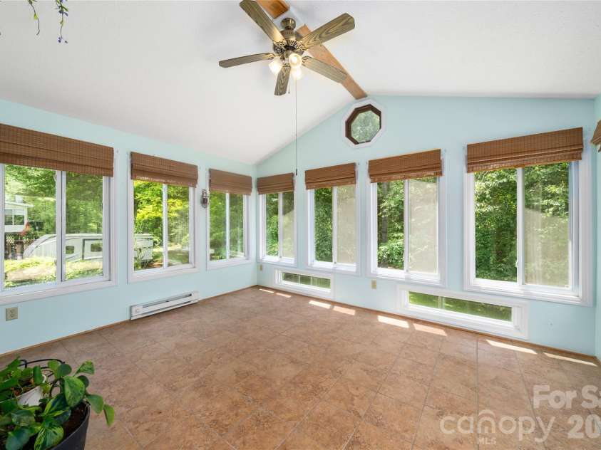 1541 Glenheath Drive, Hendersonville, NC 28791.  MLS# CAR4391545, YatesRealty ID 31294. 