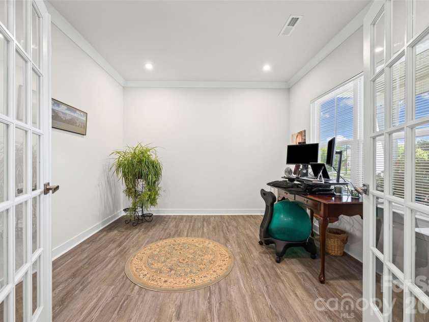 10295 October Glory Way, Charlotte, NC 28215.  MLS# CAR4389910, YatesRealty ID 31295. OFFICE OFF FOYER