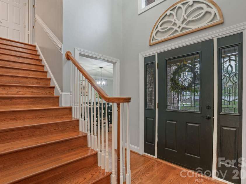 4616 20th Street Place, Hickory, NC 28601.  MLS# CAR4385473, YatesRealty ID 31296. 