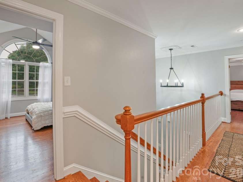 4616 20th Street Place, Hickory, NC 28601.  MLS# CAR4385473, YatesRealty ID 31296. 
