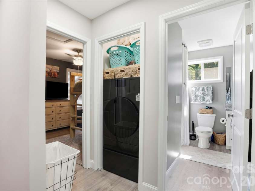 13 Trade Street, Arden, NC 28704.  MLS# CAR4388890, YatesRealty ID 31297. 