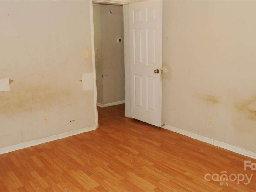 2705 Mountainview Road, Clover, SC 29710.  MLS# CAR4285670, YatesRealty ID 31297. Bedroom One