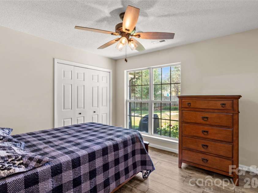 4425 Derbyshire Lane, Matthews, NC 28104.  MLS# CAR4393404, YatesRealty ID 31298. 
