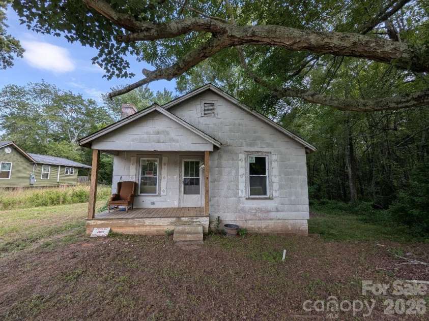 4548 Springs Road, Conover, NC 28613.  MLS# CAR4394546, YatesRealty ID 31299. 