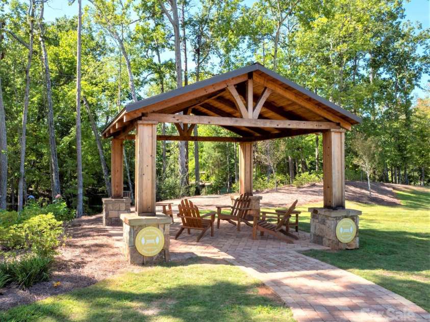 1016 Hickory Pine Road, Waxhaw, NC 28173.  MLS# CAR4223844, YatesRealty ID 3130. 