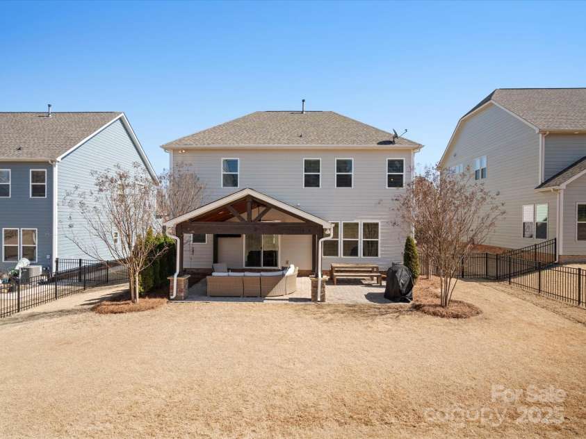 1016 Hickory Pine Road, Waxhaw, NC 28173.  MLS# CAR4223844, YatesRealty ID 3130. 