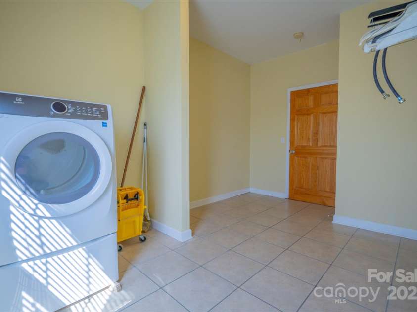 2536 Tyro Road, Lexington, NC 27295.  MLS# CAR4277965, YatesRealty ID 3130. 