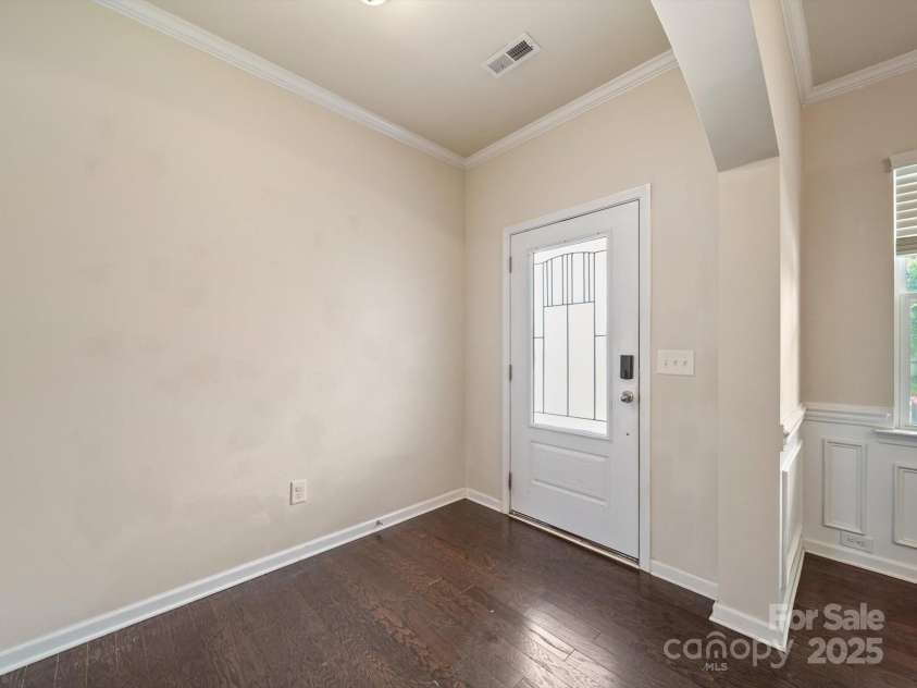 1067 Winnett Drive, Waxhaw, NC 28173.  MLS# CAR4282163, YatesRealty ID 31300. 