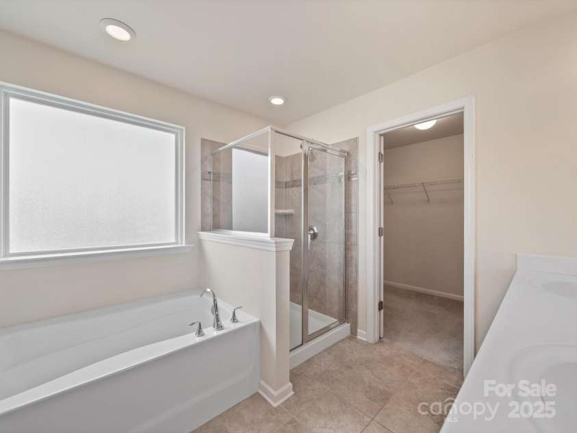 1067 Winnett Drive, Waxhaw, NC 28173.  MLS# CAR4282163, YatesRealty ID 31300. 