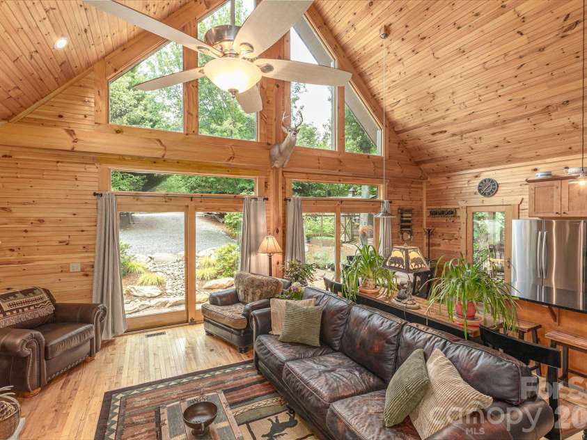 68 Woodgate Trail, Nebo, NC 28751.  MLS# CAR4389561, YatesRealty ID 31301. 