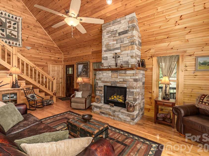 68 Woodgate Trail, Nebo, NC 28751.  MLS# CAR4389561, YatesRealty ID 31301. 