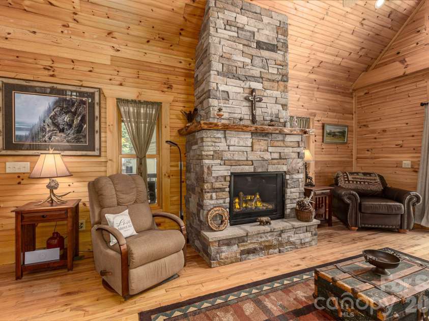 68 Woodgate Trail, Nebo, NC 28751.  MLS# CAR4389561, YatesRealty ID 31301. 