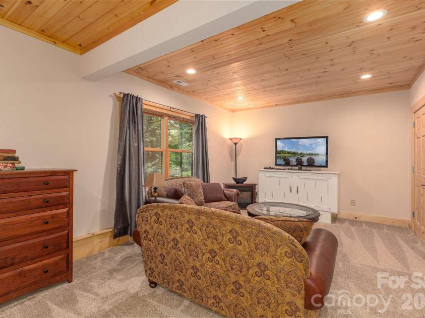 68 Woodgate Trail, Nebo, NC 28751.  MLS# CAR4389561, YatesRealty ID 31301. 