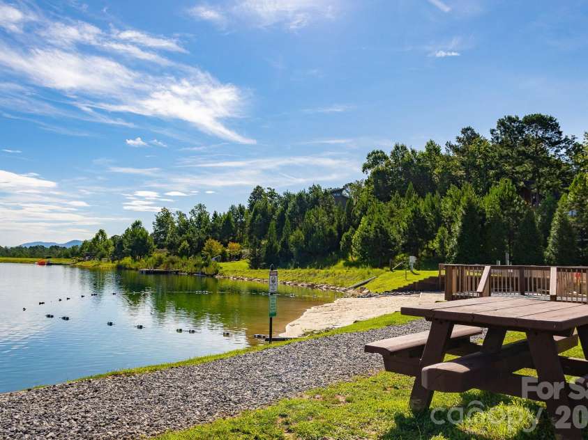 68 Woodgate Trail, Nebo, NC 28751.  MLS# CAR4389561, YatesRealty ID 31301. 