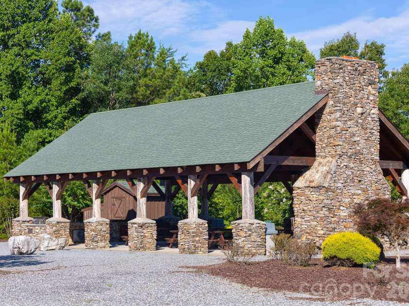 68 Woodgate Trail, Nebo, NC 28751.  MLS# CAR4389561, YatesRealty ID 31301. 