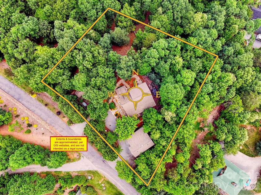 68 Woodgate Trail, Nebo, NC 28751.  MLS# CAR4389561, YatesRealty ID 31301. 