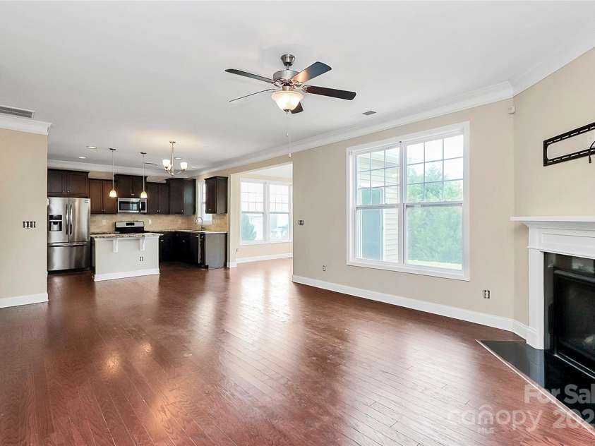 10004 Perth Moor Road, Charlotte, NC 28278.  MLS# CAR4267928, YatesRealty ID 31303. 
