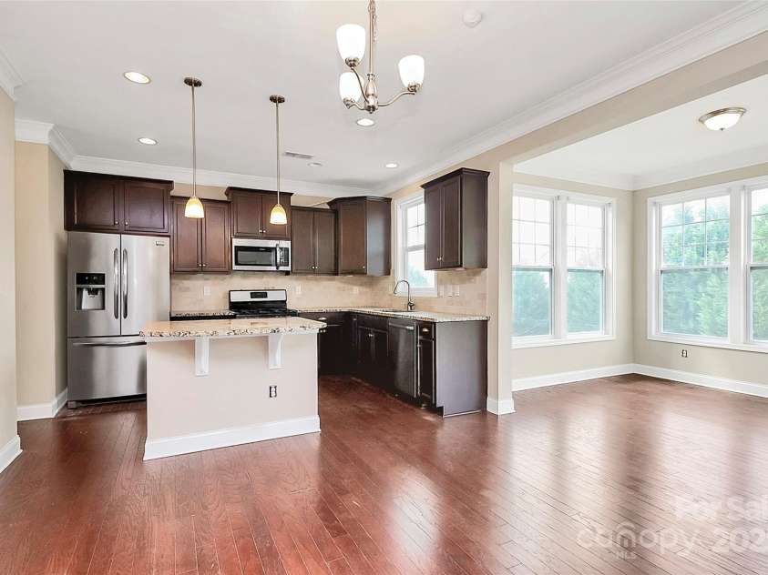 10004 Perth Moor Road, Charlotte, NC 28278.  MLS# CAR4267928, YatesRealty ID 31303. 