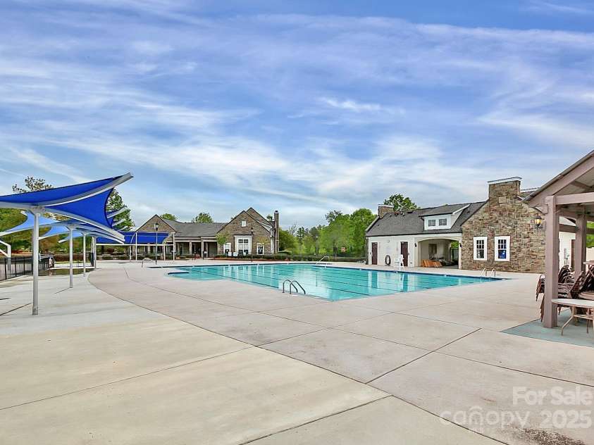 10004 Perth Moor Road, Charlotte, NC 28278.  MLS# CAR4267928, YatesRealty ID 31303. 