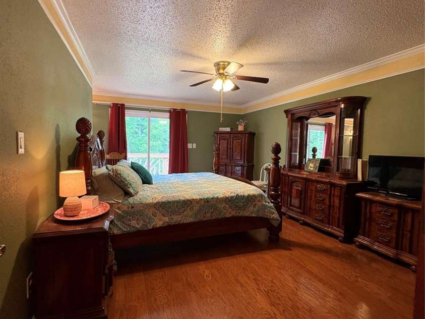 214 Fallingwood Circle, Gastonia, NC 28056.  MLS# CAR4389456, YatesRealty ID 31304. 