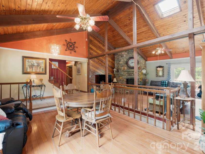 214 Fallingwood Circle, Gastonia, NC 28056.  MLS# CAR4389456, YatesRealty ID 31304. 