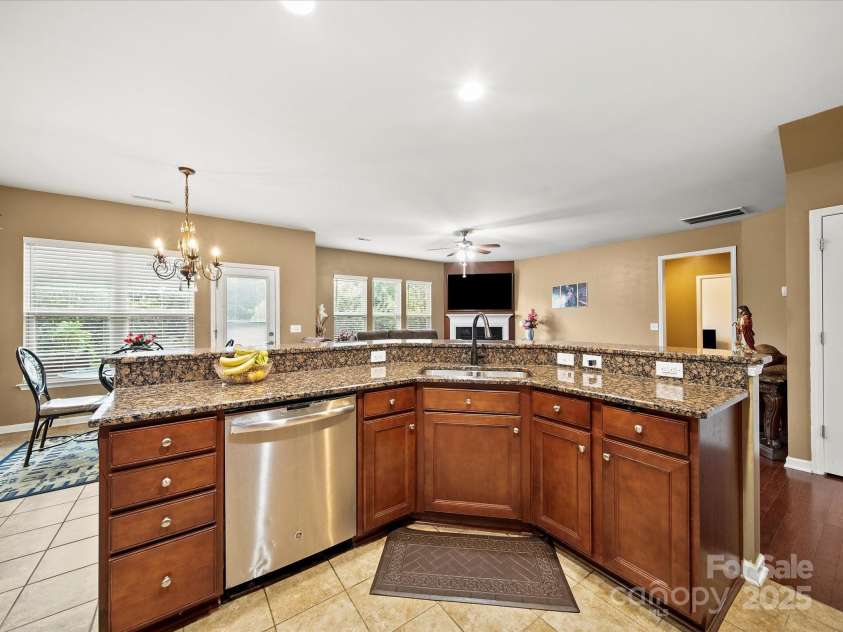 3954 Kestrel Lane, Fort Mill, SC 29707.  MLS# CAR4288799, YatesRealty ID 31304. 