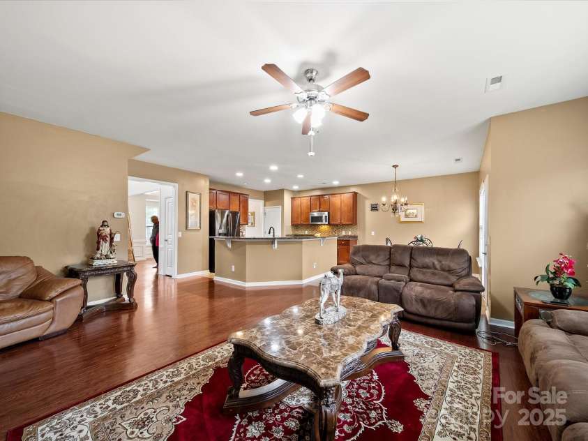 3954 Kestrel Lane, Fort Mill, SC 29707.  MLS# CAR4288799, YatesRealty ID 31304. 