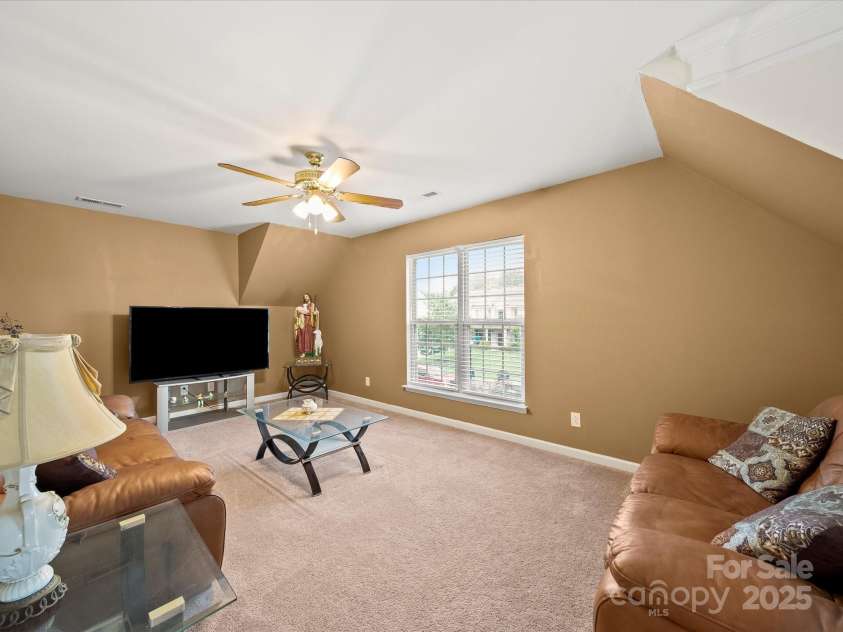 3954 Kestrel Lane, Fort Mill, SC 29707.  MLS# CAR4288799, YatesRealty ID 31304. 