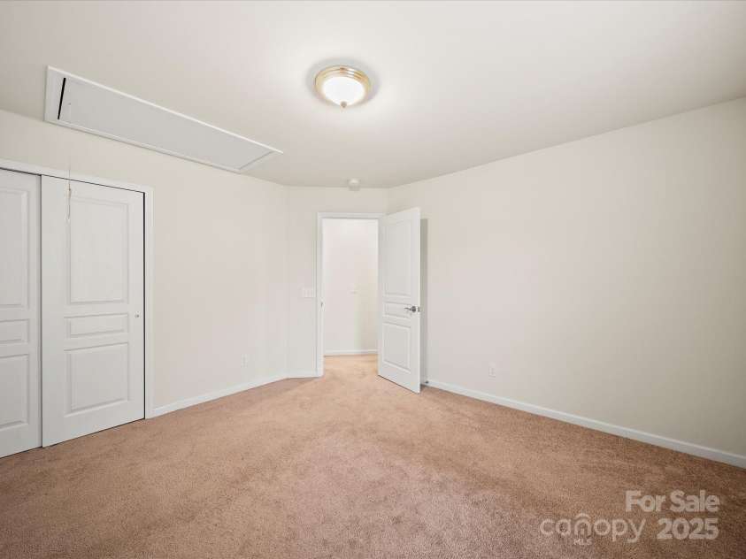 3954 Kestrel Lane, Fort Mill, SC 29707.  MLS# CAR4288799, YatesRealty ID 31304. 