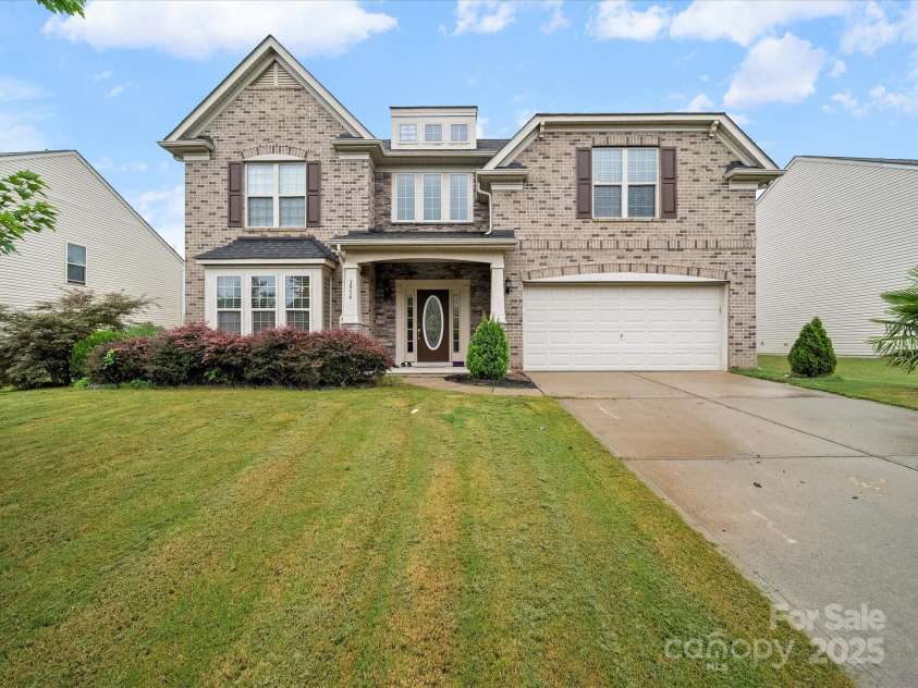 3954 Kestrel Lane, Fort Mill, SC 29707.  MLS# CAR4288799, YatesRealty ID 31304. 
