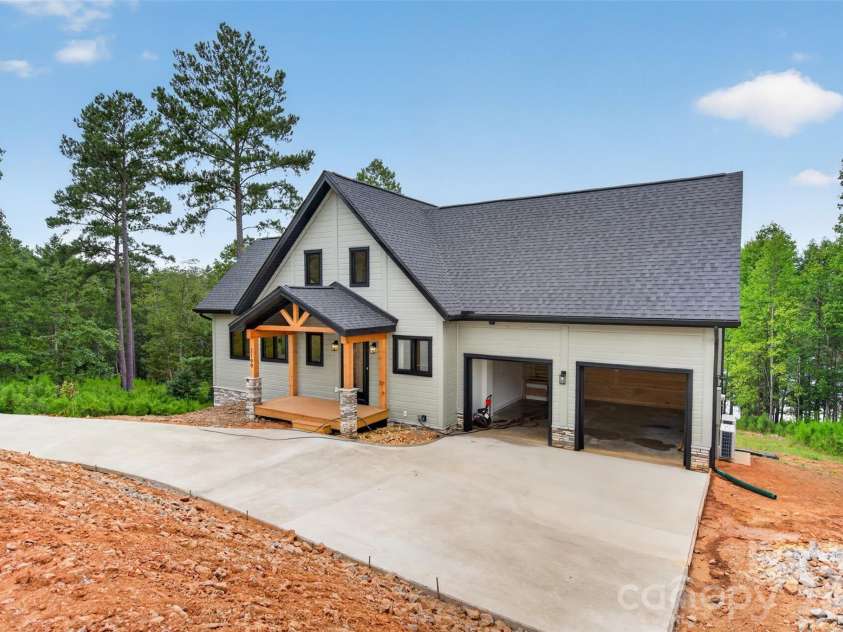 2199 Castle Peak Mountain, Connelly Springs, NC 28612.  MLS# CAR4389666, YatesRealty ID 31305. 