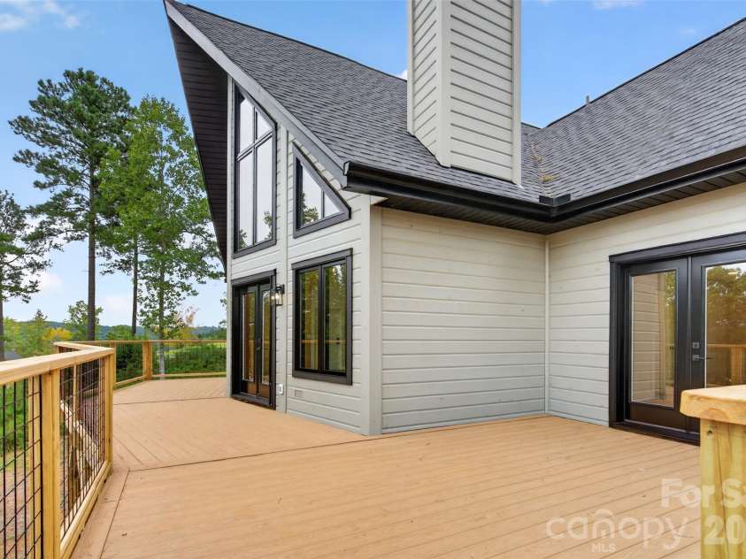 2199 Castle Peak Mountain, Connelly Springs, NC 28612.  MLS# CAR4389666, YatesRealty ID 31305. 