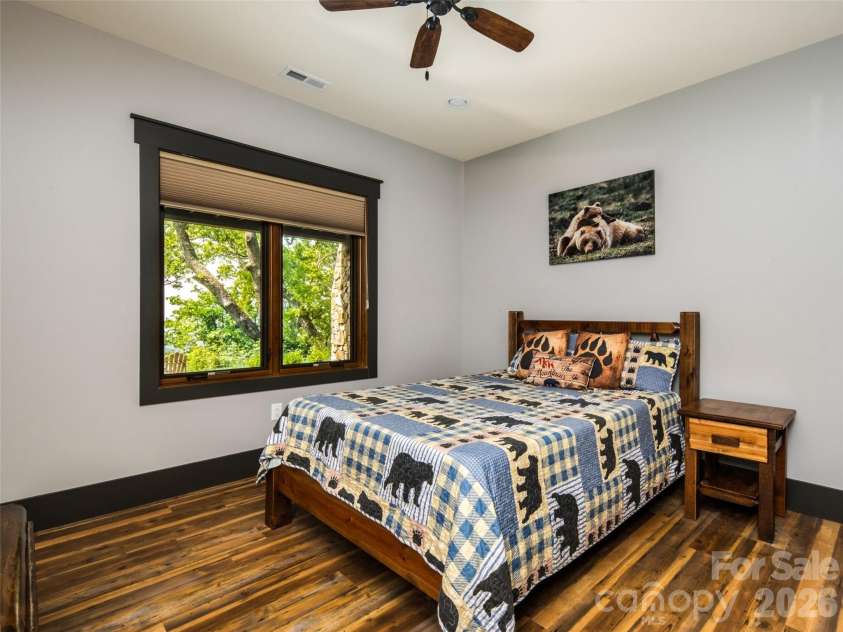 93 Snow Ridge Drive, Hendersonville, NC 28792.  MLS# CAR4389841, YatesRealty ID 31306. 