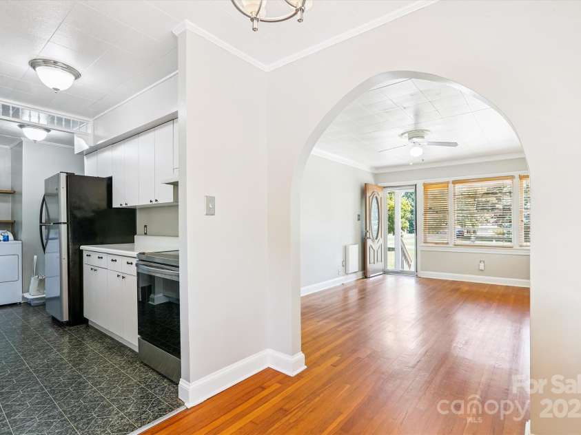 1410 Shearers Road, Mooresville, NC 28115.  MLS# CAR4281726, YatesRealty ID 31307. 