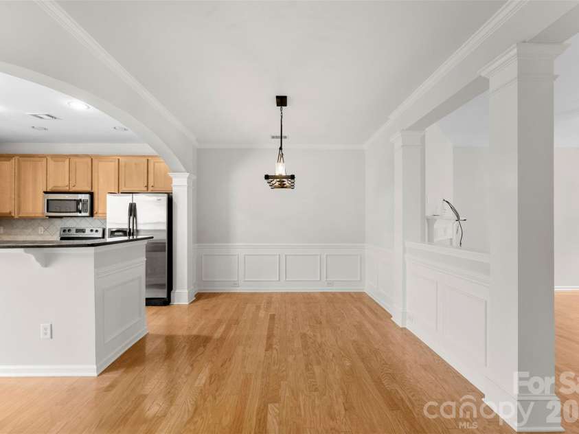1960 winpole Lane, Charlotte, NC 28273.  MLS# CAR4393450, YatesRealty ID 31307. Kitchen
