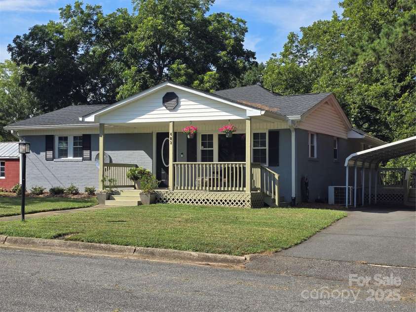 403 Stevens Street, China Grove, NC 28023.  MLS# CAR4281584, YatesRealty ID 31308. 