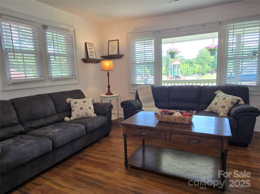 403 Stevens Street, China Grove, NC 28023.  MLS# CAR4281584, YatesRealty ID 31308. Living Room