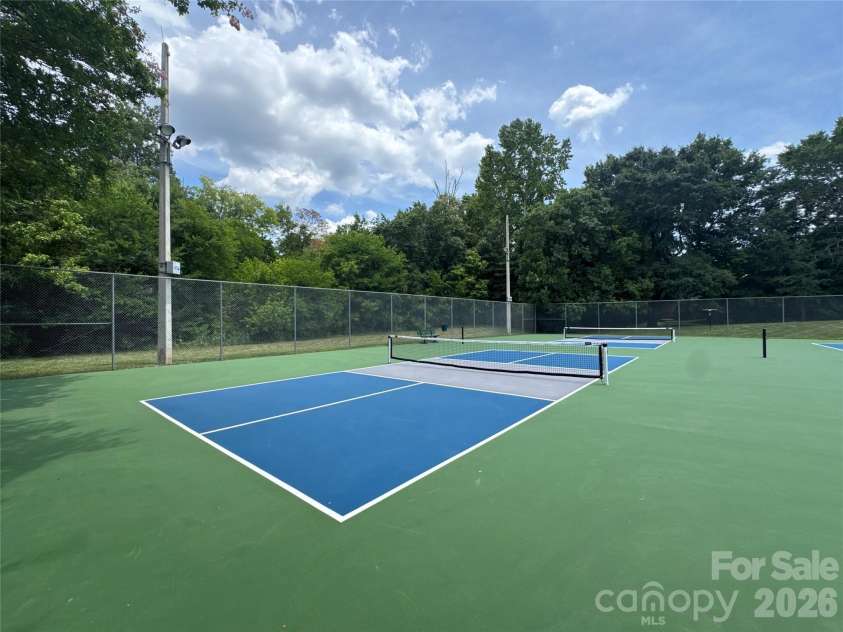 5717 Weddington Road, Concord, NC 28027.  MLS# CAR4394509, YatesRealty ID 31308. 