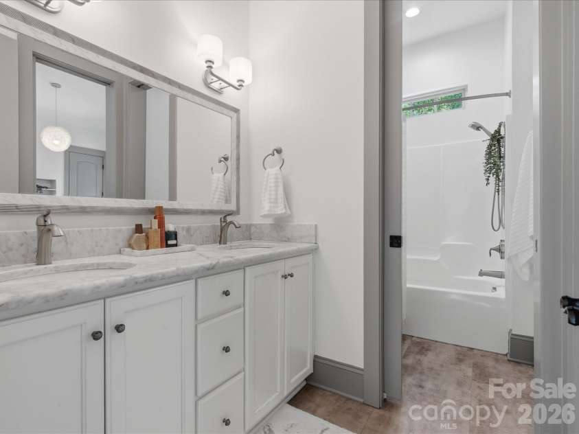 5717 Weddington Road, Concord, NC 28027.  MLS# CAR4394509, YatesRealty ID 31308. Jack and Jill bath