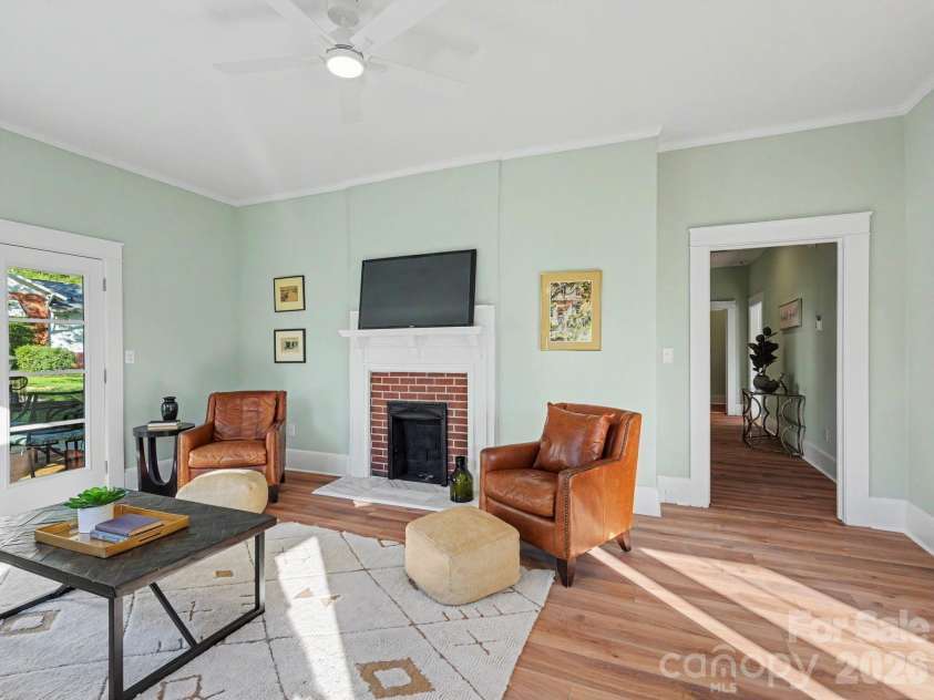 152 West End Street, Chester, SC 29706.  MLS# CAR4391260, YatesRealty ID 31309. 