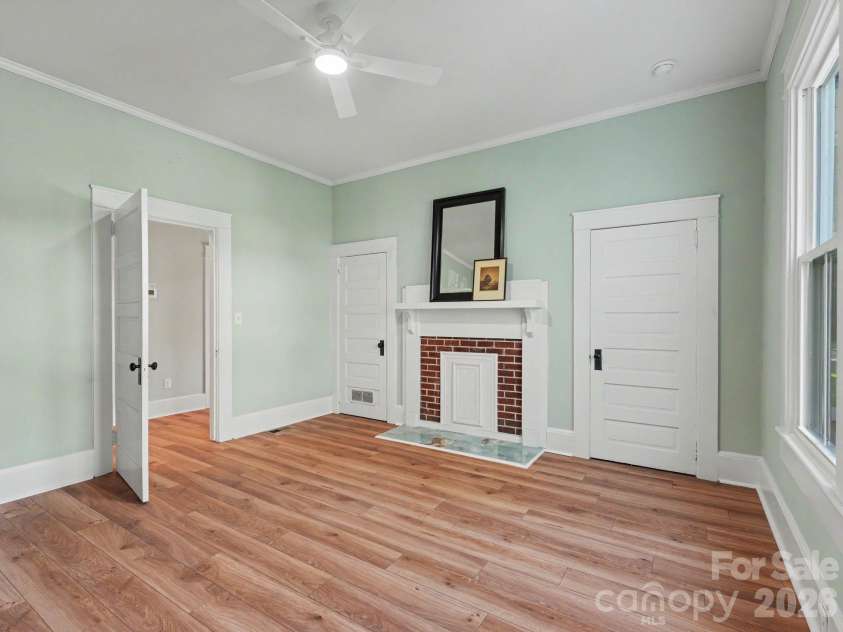 152 West End Street, Chester, SC 29706.  MLS# CAR4391260, YatesRealty ID 31309. 
