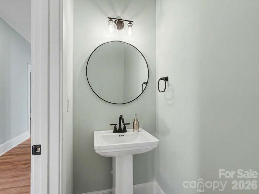 152 West End Street, Chester, SC 29706.  MLS# CAR4391260, YatesRealty ID 31309. 