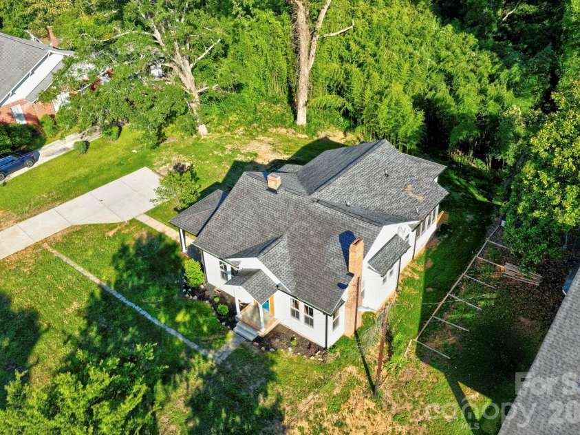 152 West End Street, Chester, SC 29706.  MLS# CAR4391260, YatesRealty ID 31309. 