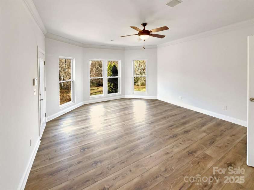 6204 River Birch Drive, Gastonia, NC 28056.  MLS# CAR4244711, YatesRealty ID 31309. 