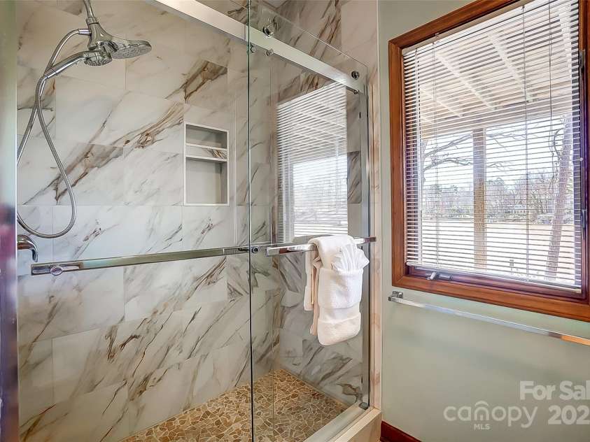 11 Courageous Street, Lake Wylie, SC 29710.  MLS# CAR4226030, YatesRealty ID 3131. 