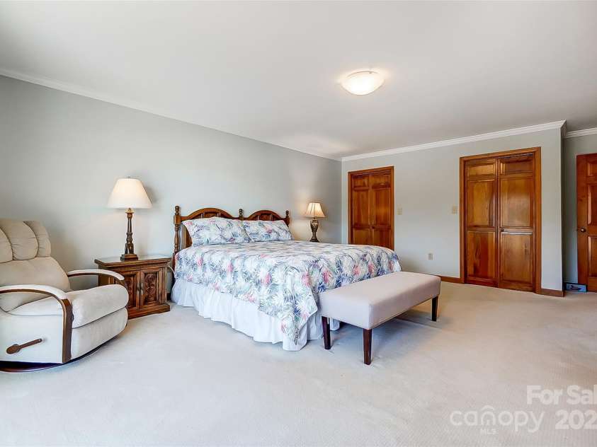 11 Courageous Street, Lake Wylie, SC 29710.  MLS# CAR4226030, YatesRealty ID 3131. Spacious primary suite with 2 closets and sitting area