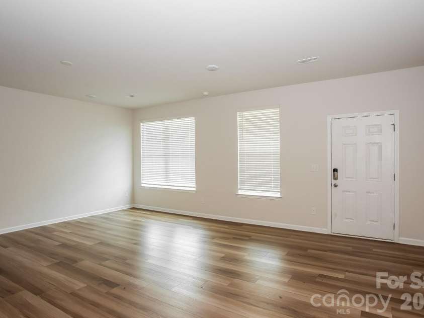 732 Herlong Avenue, Rock Hill, SC 29732.  MLS# CAR4392729, YatesRealty ID 31310. 