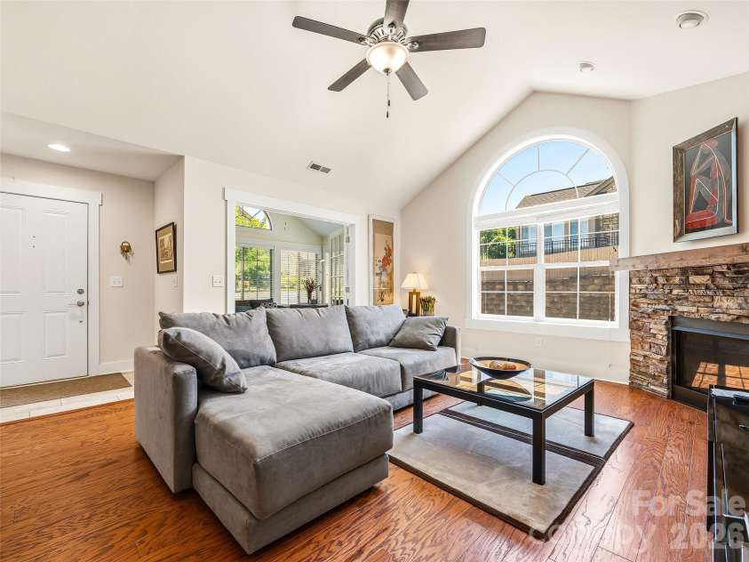 39 Braeburn Way, Flat Rock, NC 28731.  MLS# CAR4390391, YatesRealty ID 31313. Living Room